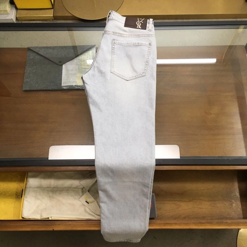 Effortless Hermes Jeans 129931