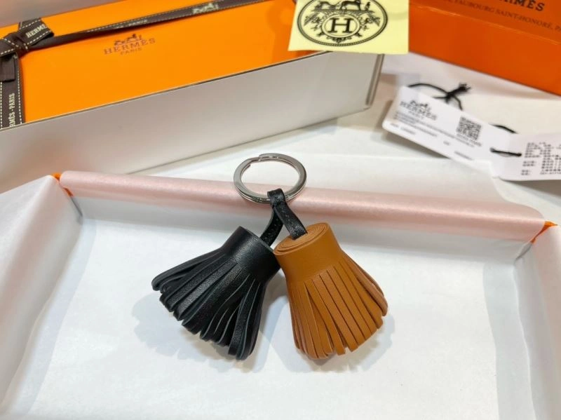 Hermes Keychains MultiPurpose 267444