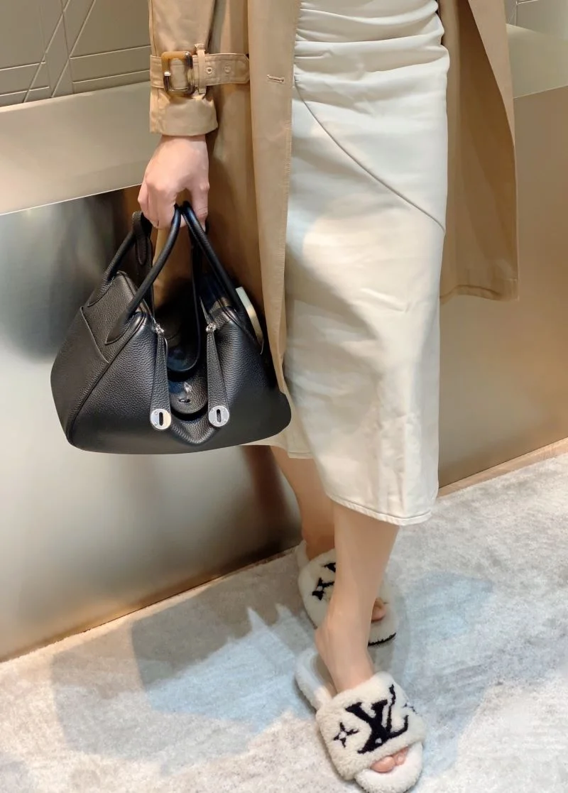 Versatile Hermes Lindy Bags 48777