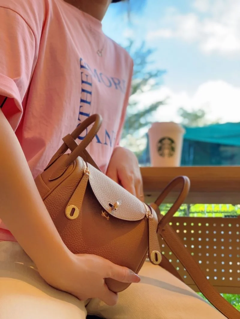 Hermes Lindy Bags Refined 47843
