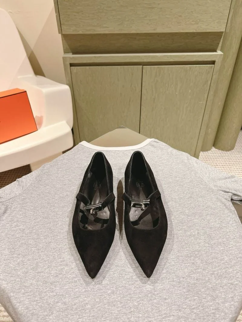Refined Hermes Low Shoes 26760