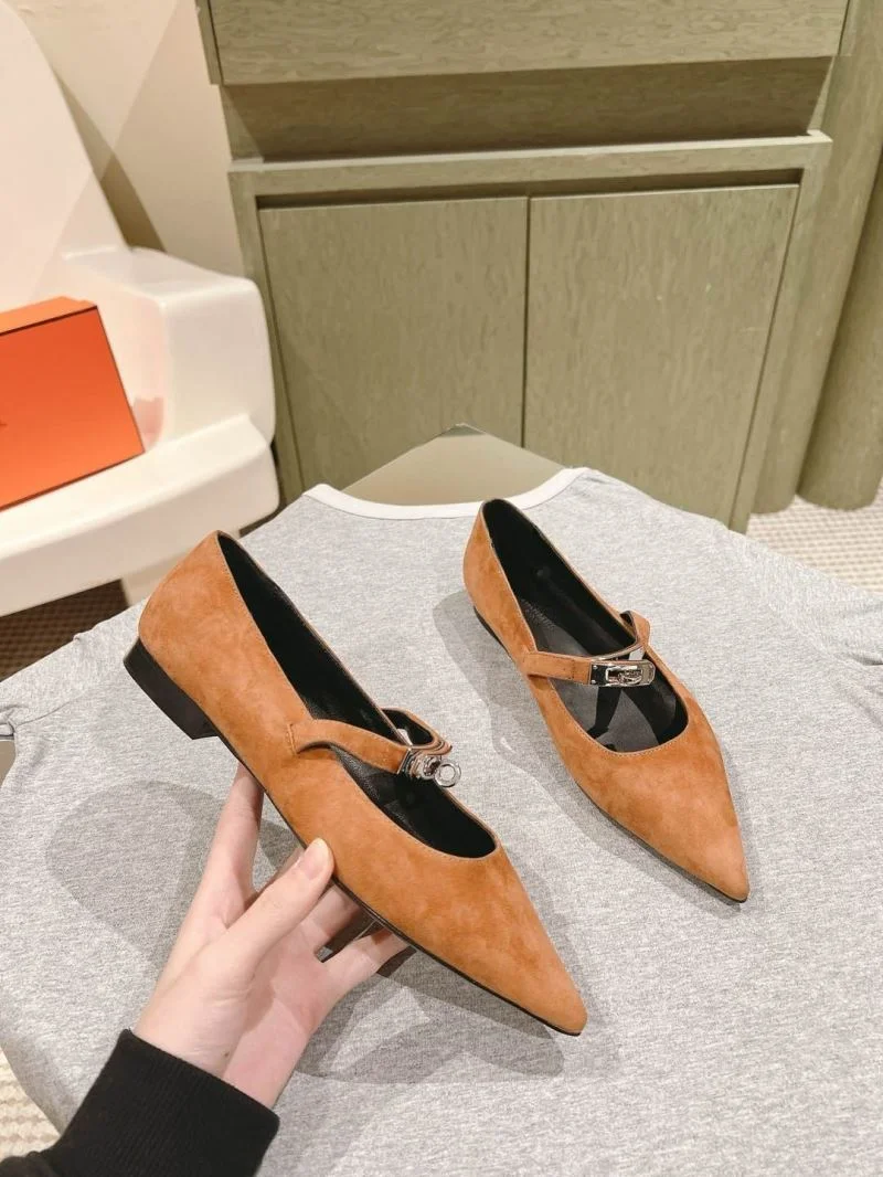Elegant Hermes Low Shoes 26757