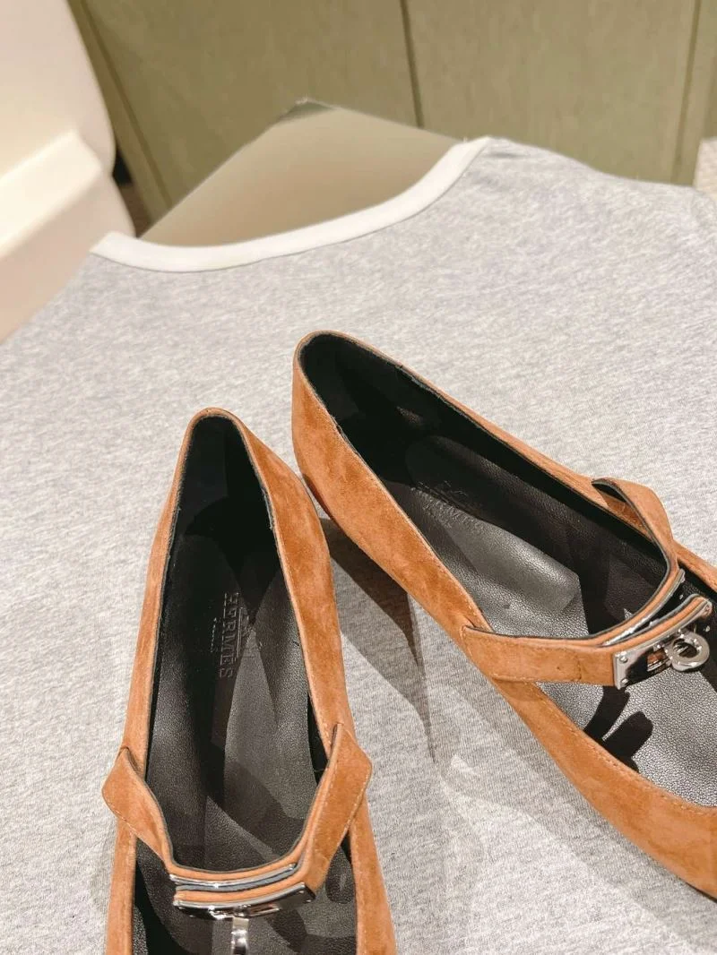 Elegant Hermes Low Shoes 26757
