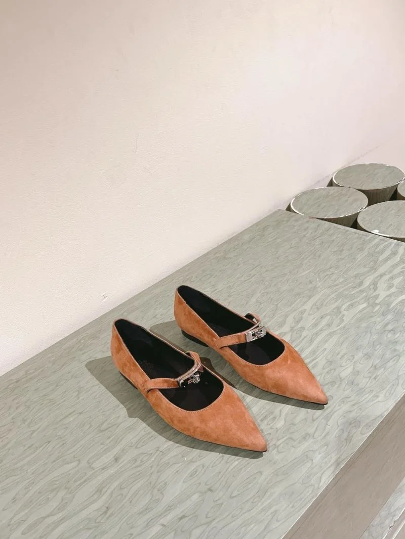 Elegant Hermes Low Shoes 26757