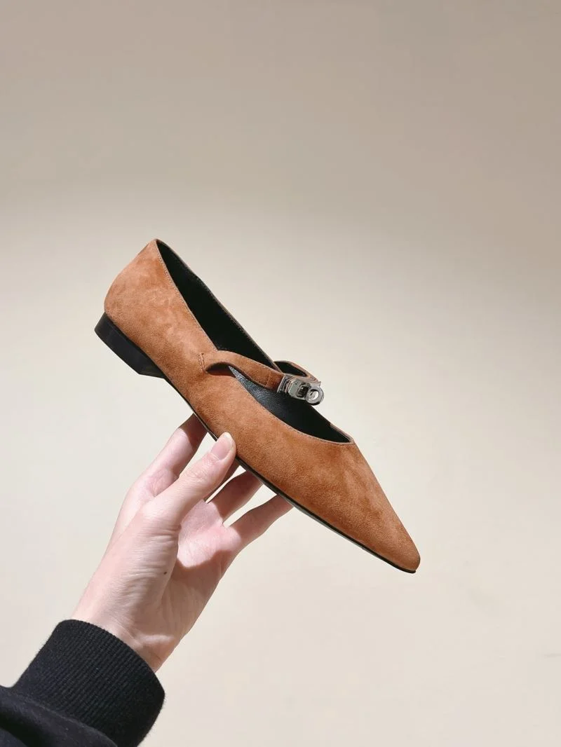 Elegant Hermes Low Shoes 26757