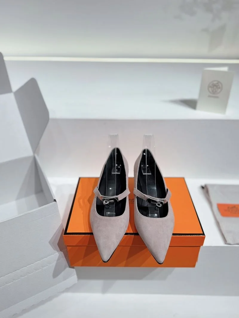 Durable Hermes Low Shoes 26704