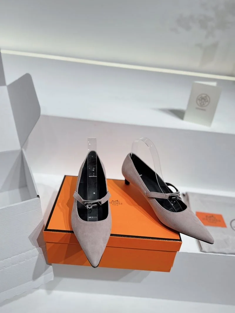 Durable Hermes Low Shoes 26704