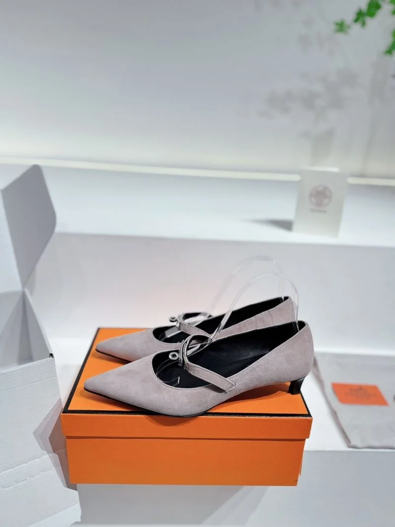 Durable Hermes Low Shoes 26704