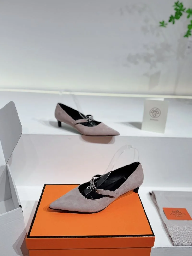 Durable Hermes Low Shoes 26704