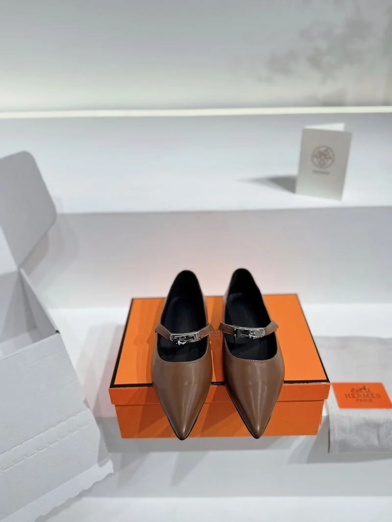 Hermes Low Shoes Sleek 26707