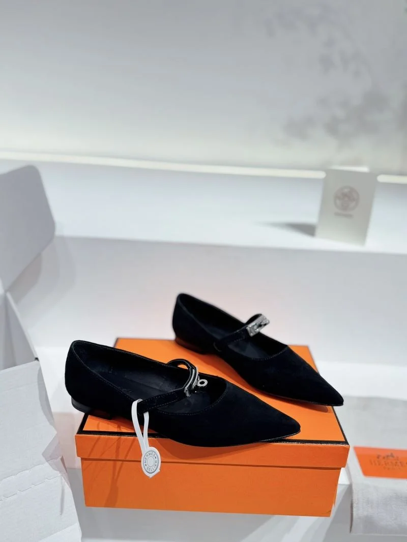 Hermes Low Shoes Contemporary 26702