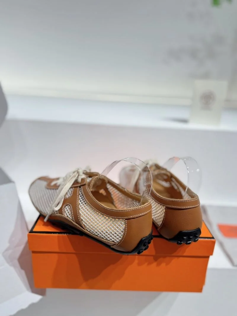 Compact Hermes Low Shoes 26714