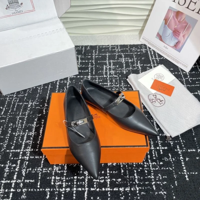 Hermes Low Shoes Trendsetting 27732