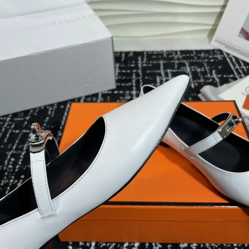 Trendsetting Hermes Low Shoes 27722