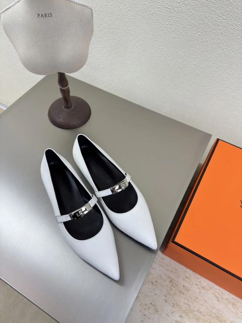 Timeless Hermes Low Shoes 27668