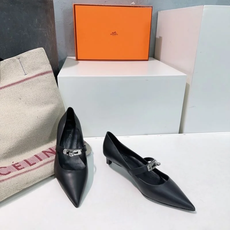 Fashionable Hermes Low Shoes 27654
