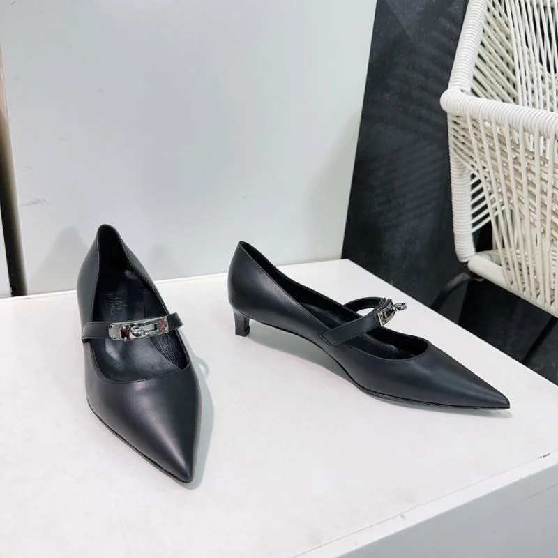 Fashionable Hermes Low Shoes 27654