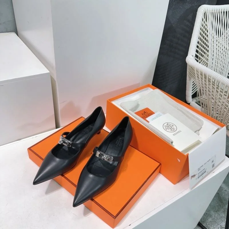 Fashionable Hermes Low Shoes 27654