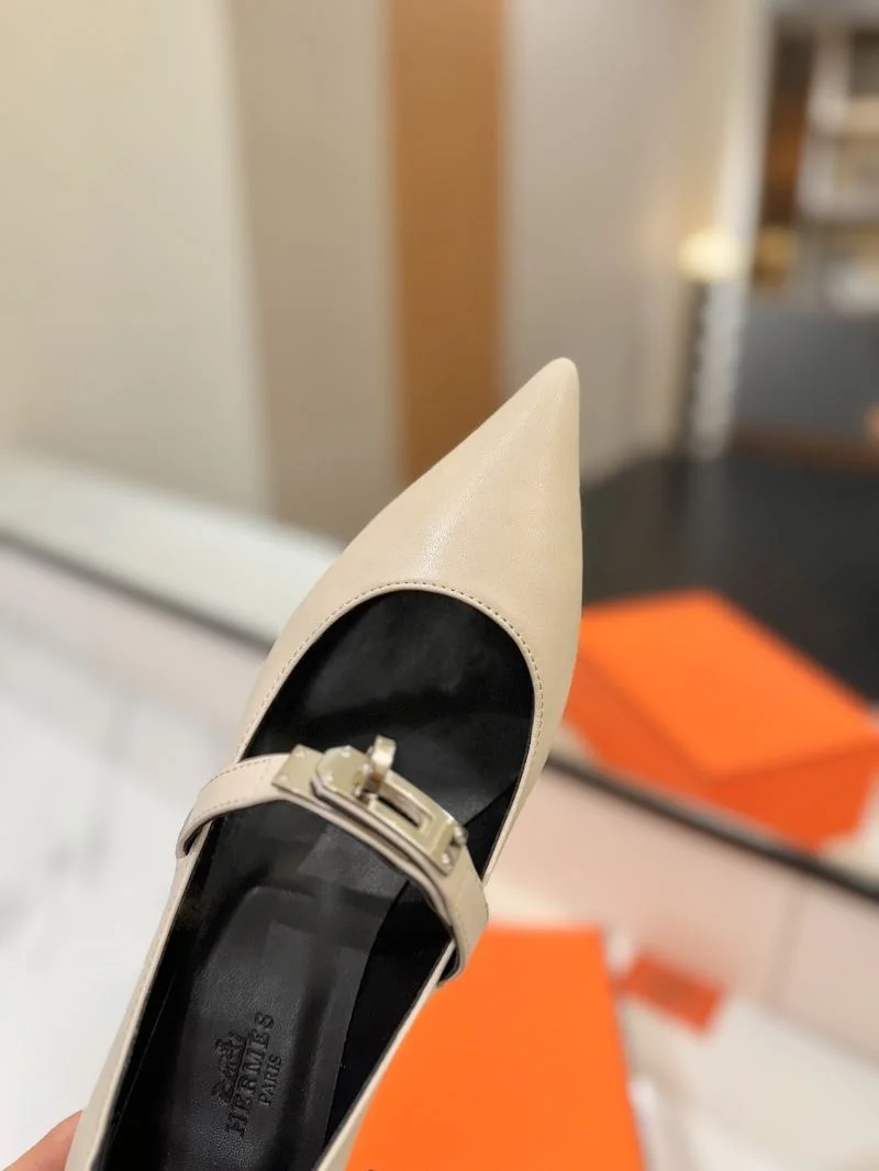 Minimalist Hermes Low Shoes 27656