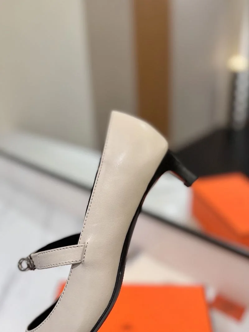 Minimalist Hermes Low Shoes 27656