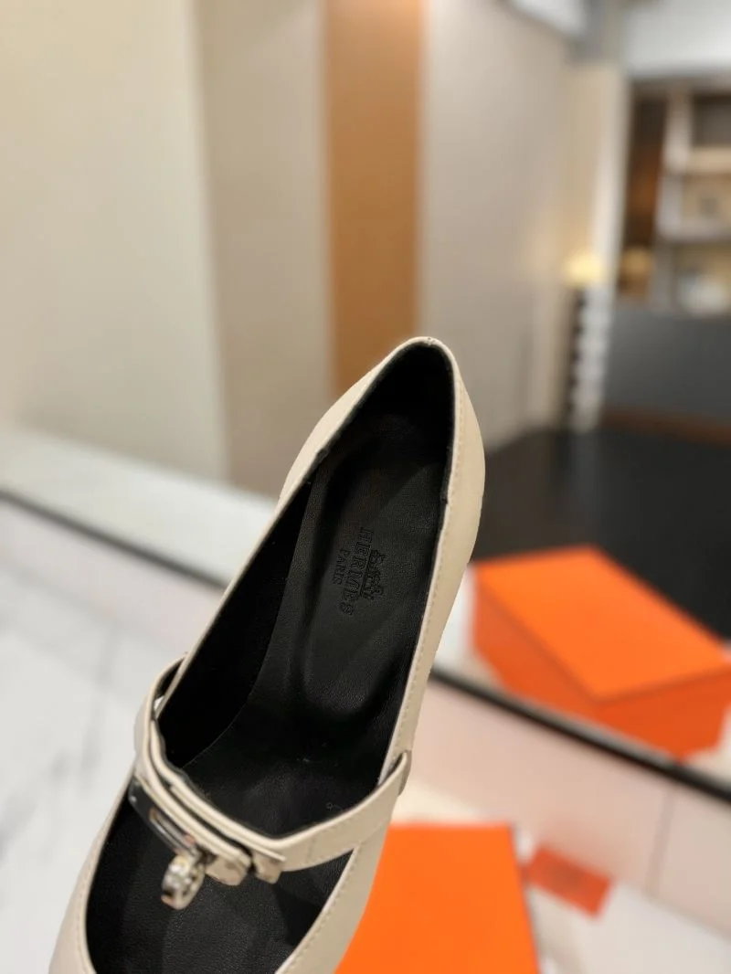 Minimalist Hermes Low Shoes 27656