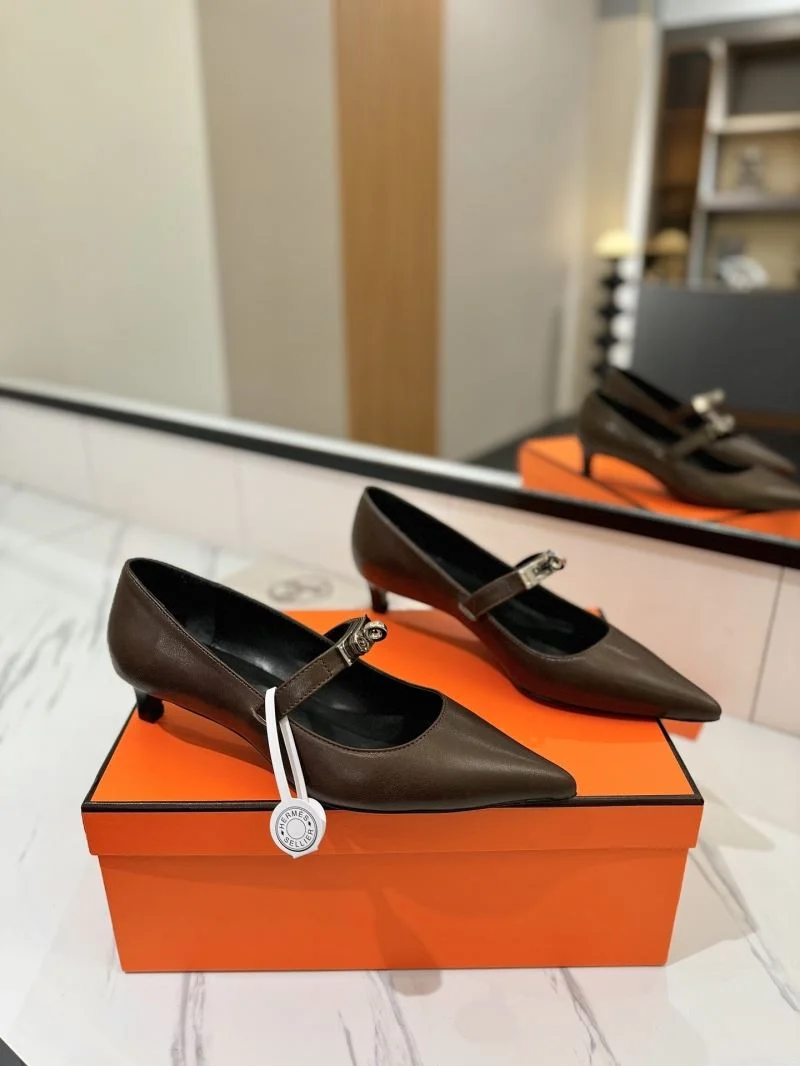AllSeason Hermes Low Shoes 27651
