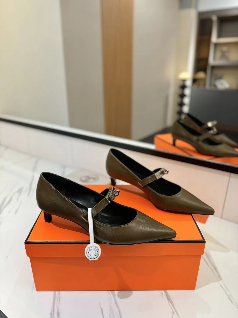 Hermes Low Shoes Minimalist 27650