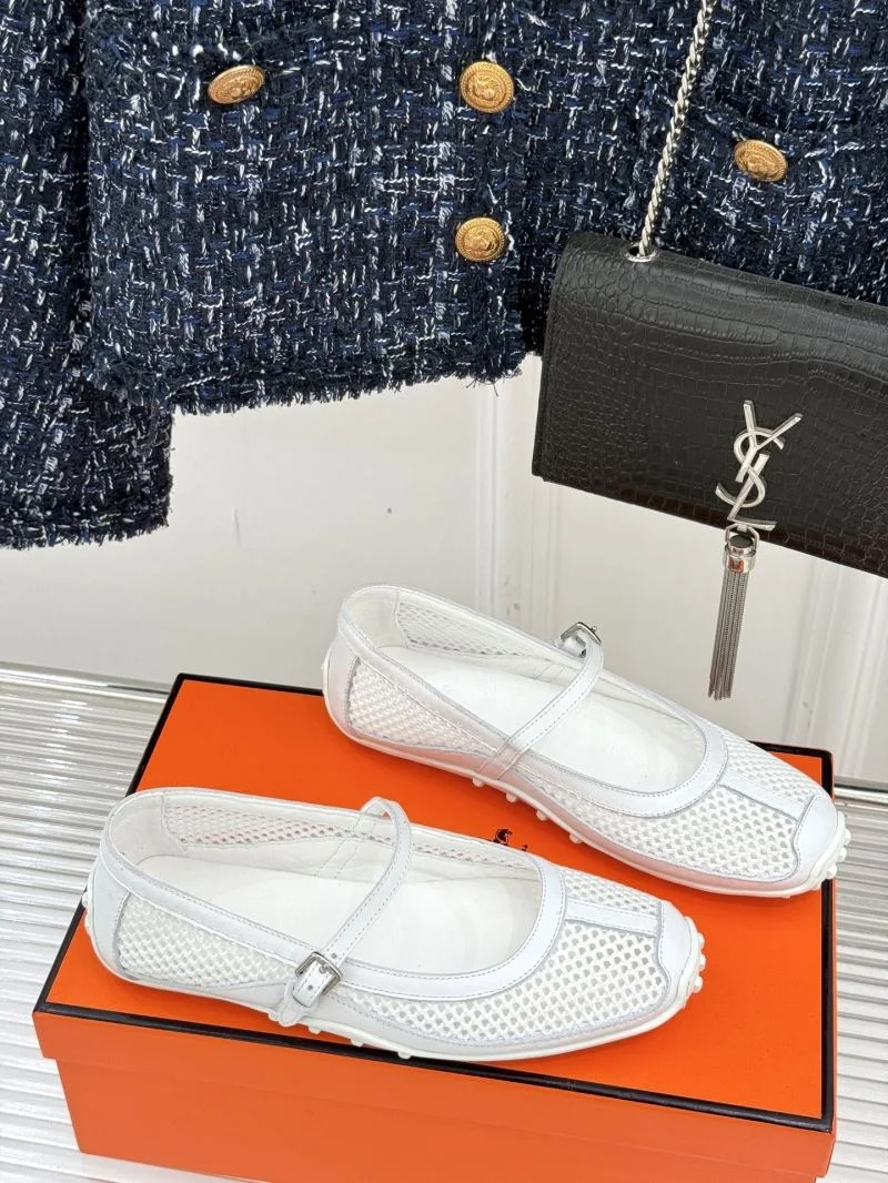 Hermes Low Shoes Unique 27629