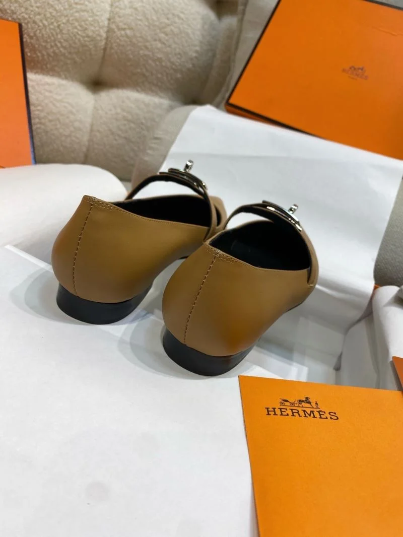 Minimalist Hermes Low Shoes 27649