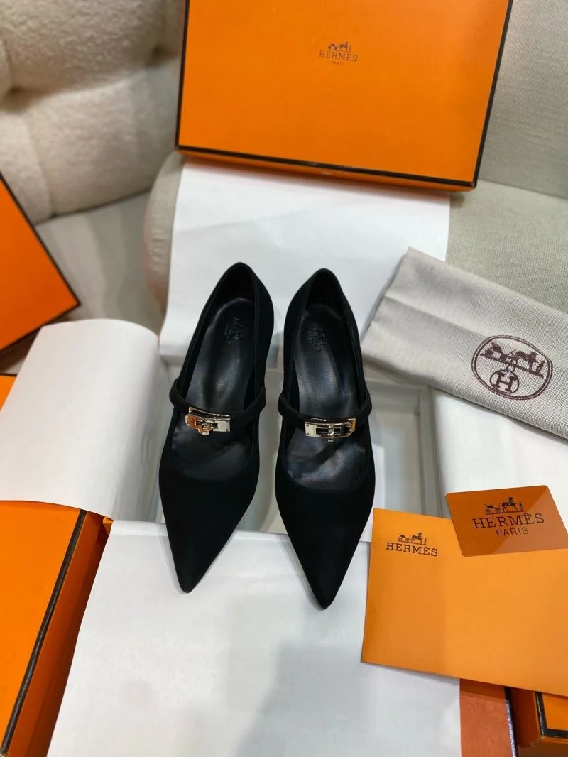 Hermes Low Shoes Colorful 27630
