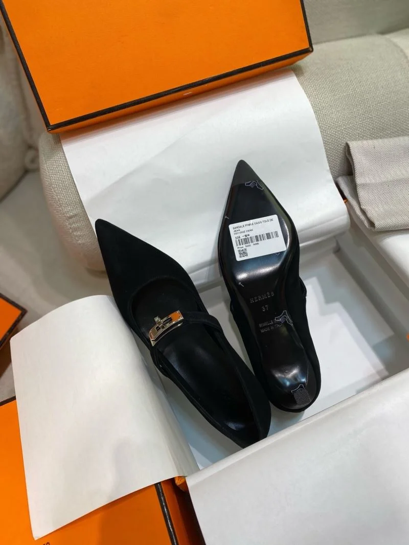 Hermes Low Shoes Colorful 27630