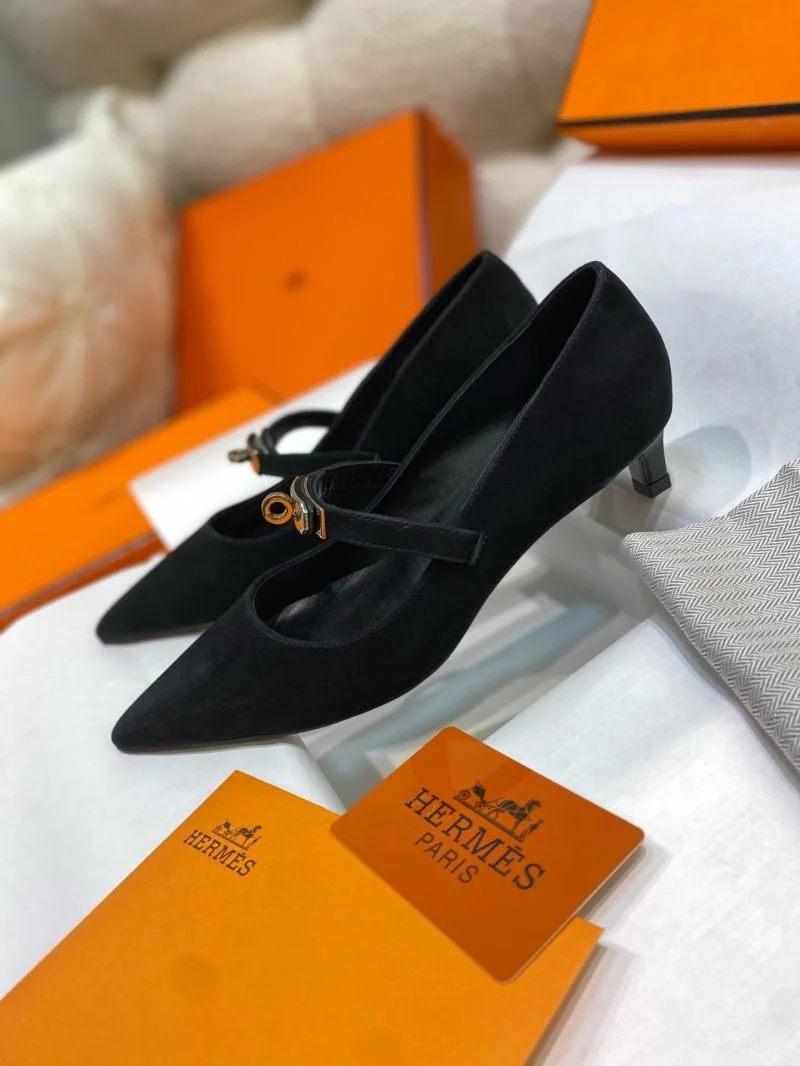 Hermes Low Shoes Colorful 27630