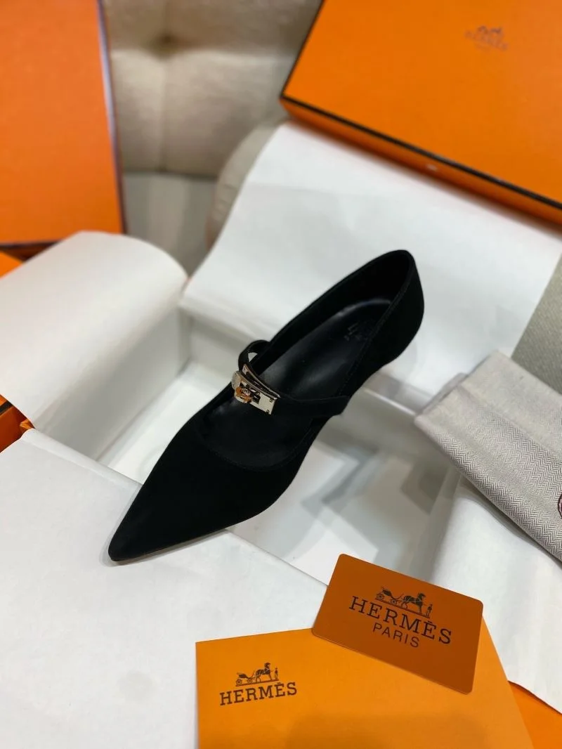 Hermes Low Shoes Colorful 27630