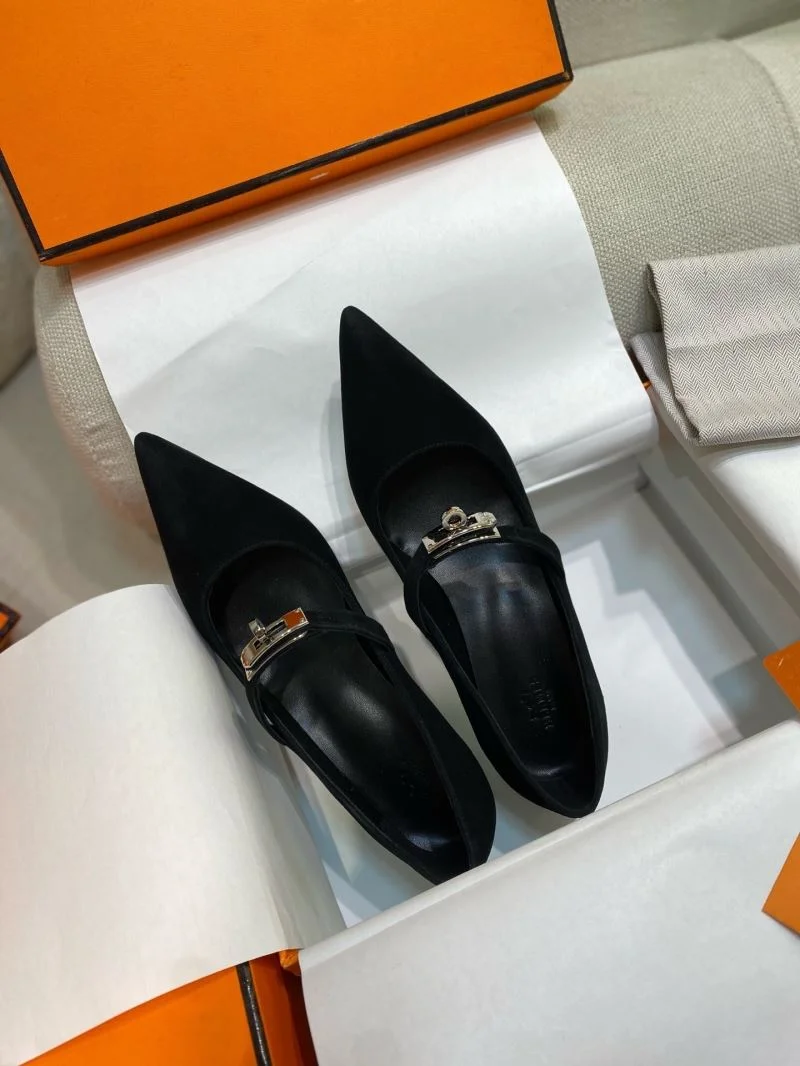 Hermes Low Shoes Colorful 27630