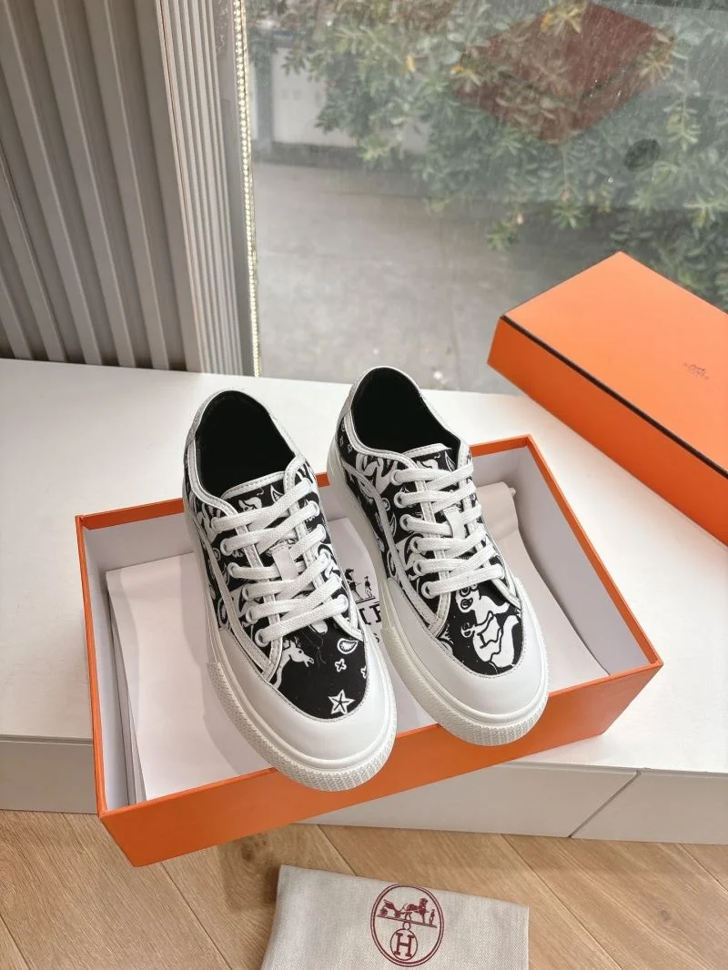 Hermes Low Shoes Snug 27296