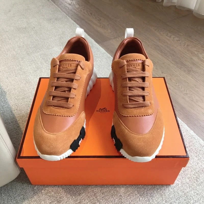 Flexible Hermes Low Shoes 27085