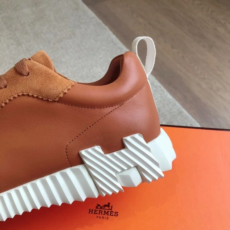 Flexible Hermes Low Shoes 27085