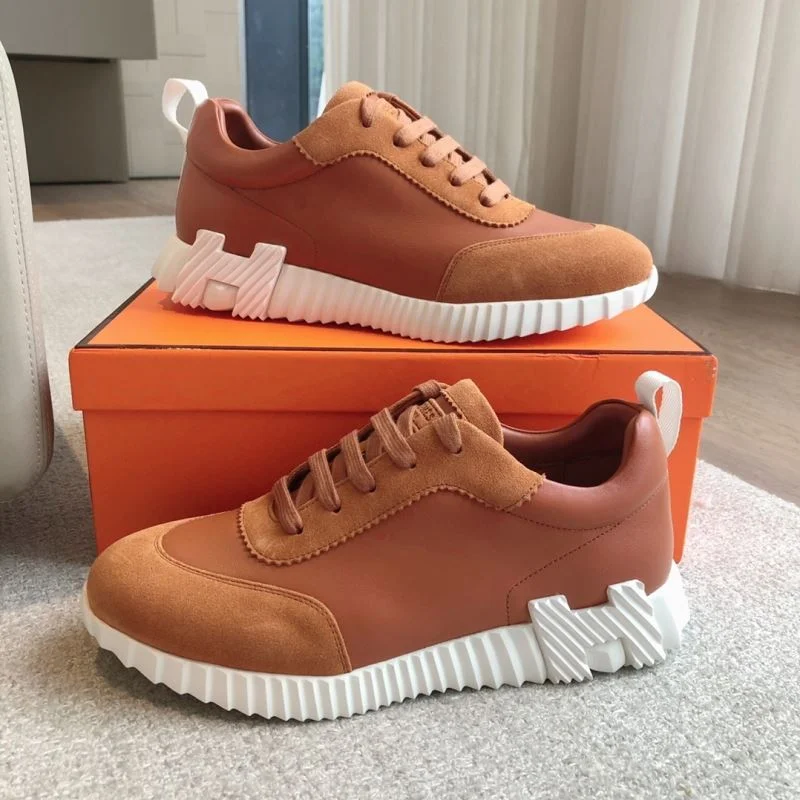 Flexible Hermes Low Shoes 27085