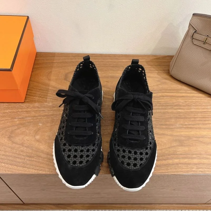 Bold Hermes Low Shoes 27048
