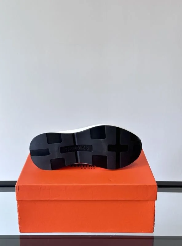 Compact Hermes Low Shoes 27932