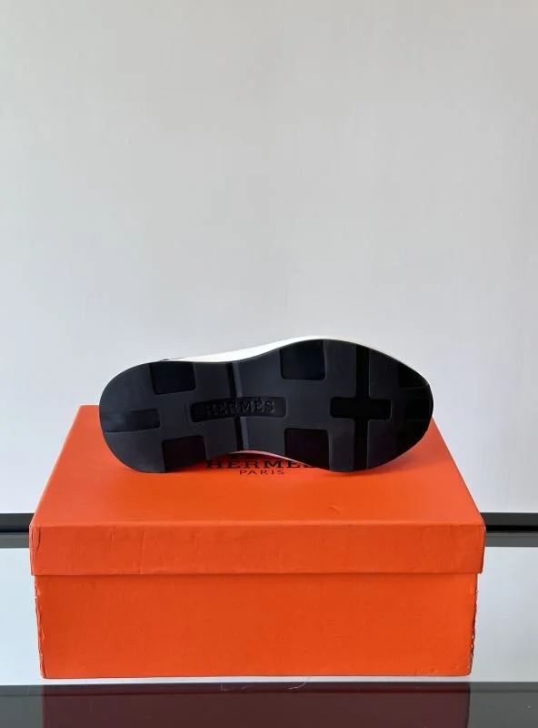 Hermes Low Shoes Vibrant 27928
