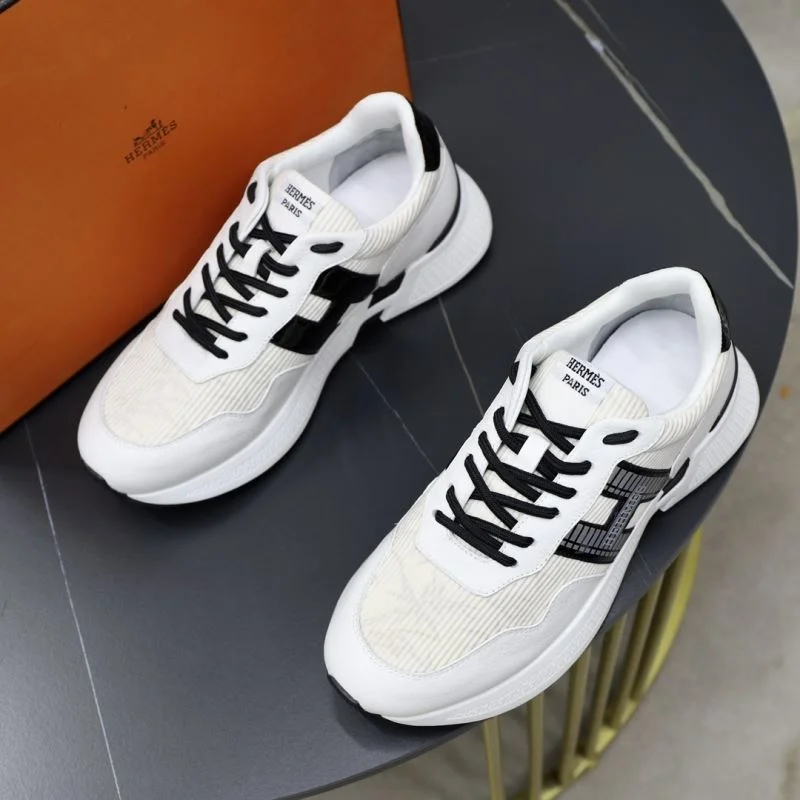 Versatile Hermes Low Shoes 27927