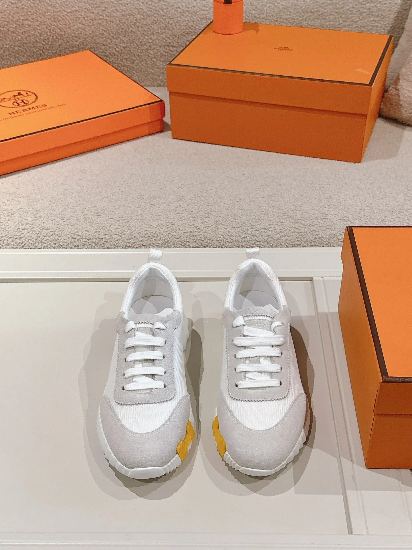 Versatile Hermes Low Shoes 26611