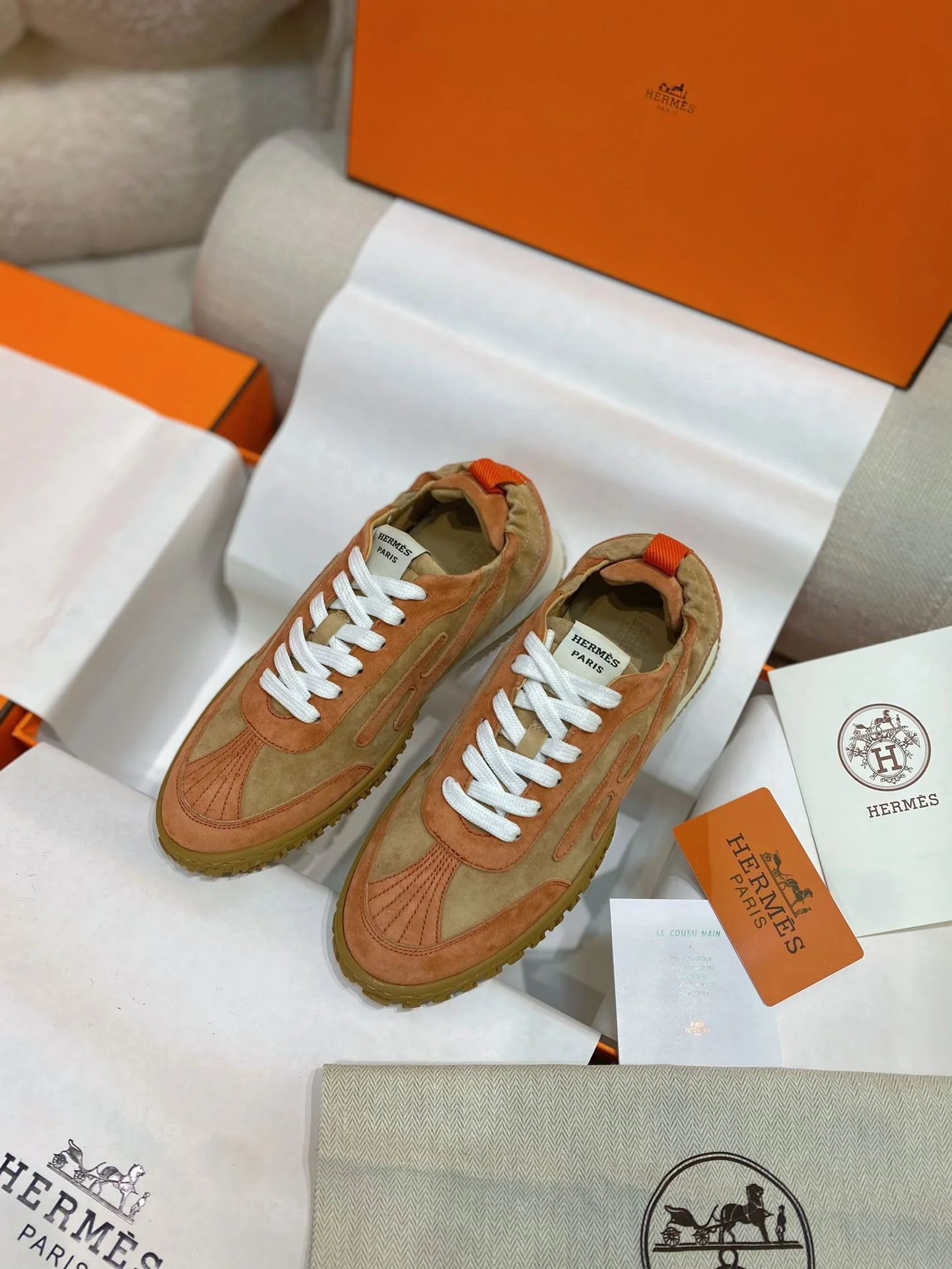 Reliable Hermes Low Shoes 26584