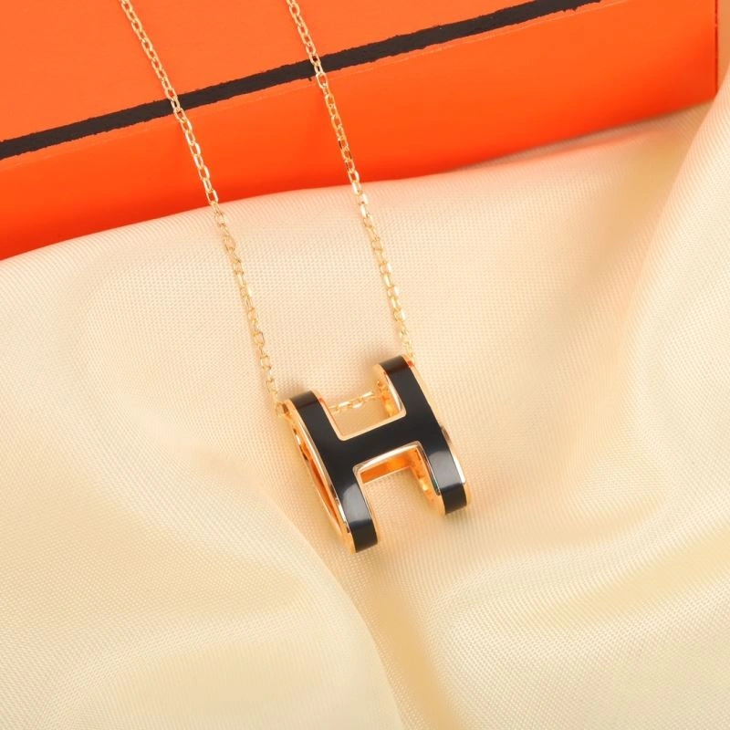 Minimalist Hermes Necklaces 247542