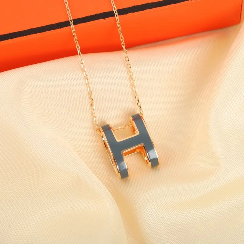 Minimalist Hermes Necklaces 247542