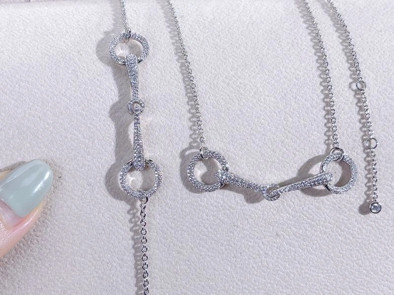 Affordable Hermes Necklaces 247314