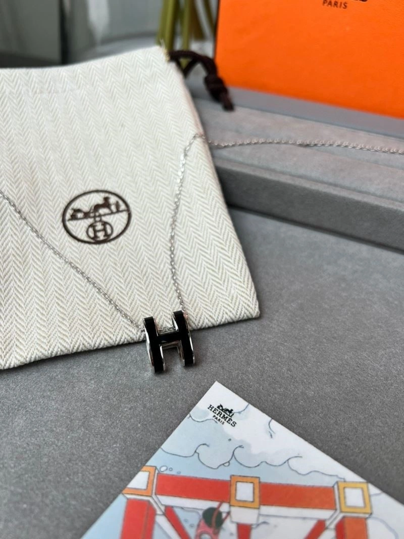 Practical Hermes Necklaces 247044