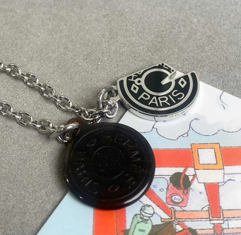 Fashionable Hermes Necklaces 246835