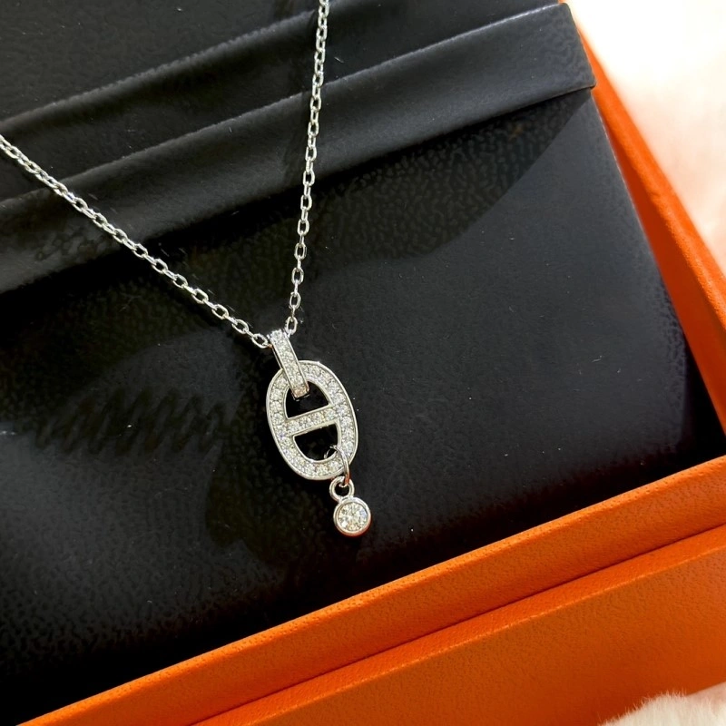 UrbanChic Hermes Necklaces 246759